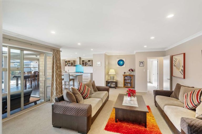 Photo of property in 2 Sincock Place, Kaiapoi, 7630