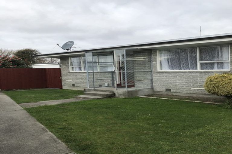 Photo of property in 4/6 Division Street, Riccarton, Christchurch, 8041