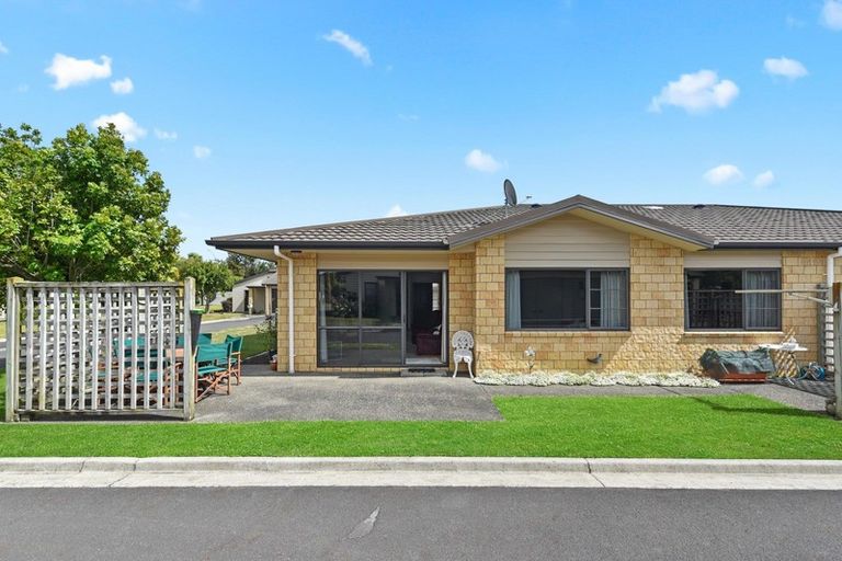 Photo of property in Bramley Gardens, 27/3 Turnbury Court, Rototuna, Hamilton, 3210