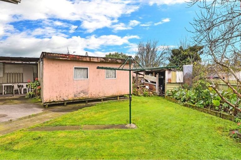 Photo of property in 519 Massey Road, Mangere, Auckland, 2022