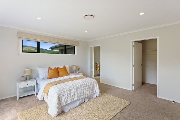 Photo of property in 38 Mountain View Drive, Manakau, Otaki, 5583