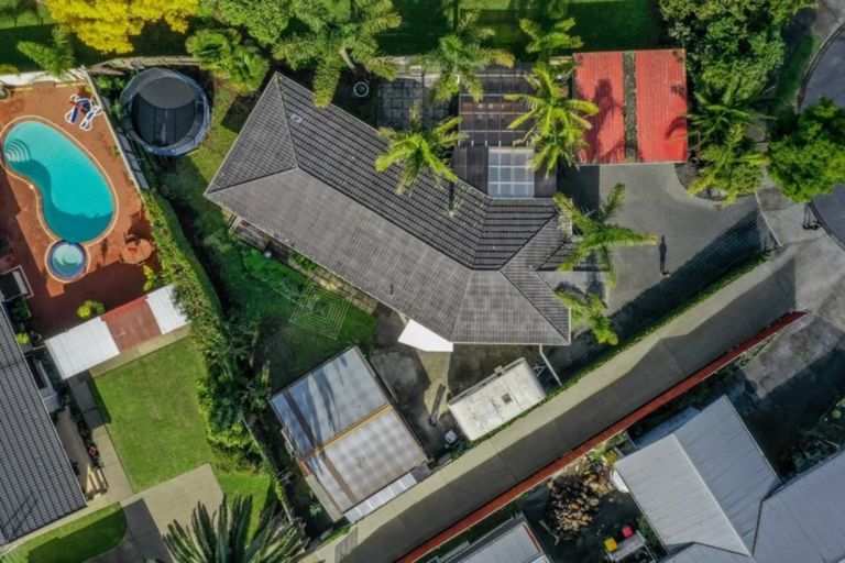 Photo of property in 12 Raewyn Place, Pakuranga, Auckland, 2010