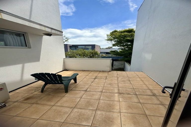 Photo of property in 22 Heywood Terrace, Richmond, Christchurch, 8013
