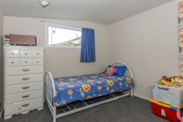 Photo of property in 28 Rosella Street, Broomfield, Christchurch, 8042