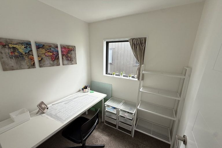 Photo of property in 12/17 Barneys Farm Road, Clendon Park, Auckland, 2103