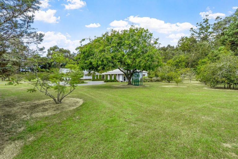 Photo of property in 215 Kaipara Flats Road, Warkworth, 0981