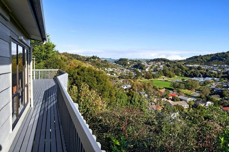Photo of property in 56 Mercury Way, Whitby, Porirua, 5024