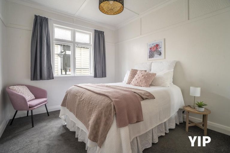 Photo of property in 29 Helston Road, Johnsonville, Wellington, 6037