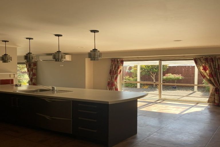 Photo of property in 32 Penrod Drive, Bell Block, New Plymouth, 4312