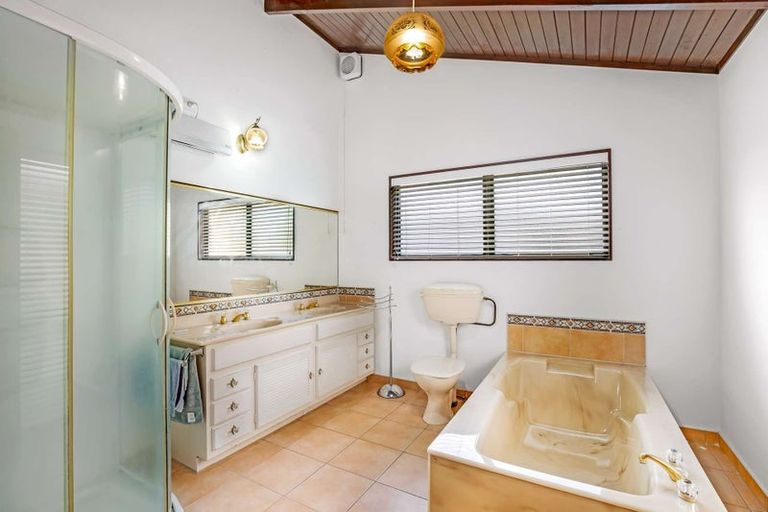 Photo of property in 6 Ridgeland Way, West Melton, 7618