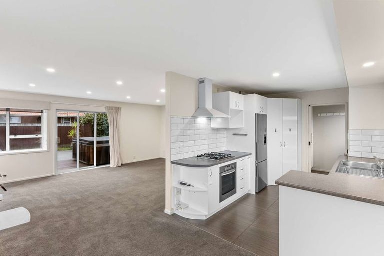 Photo of property in 43 Reginald Street, Burwood, Christchurch, 8083