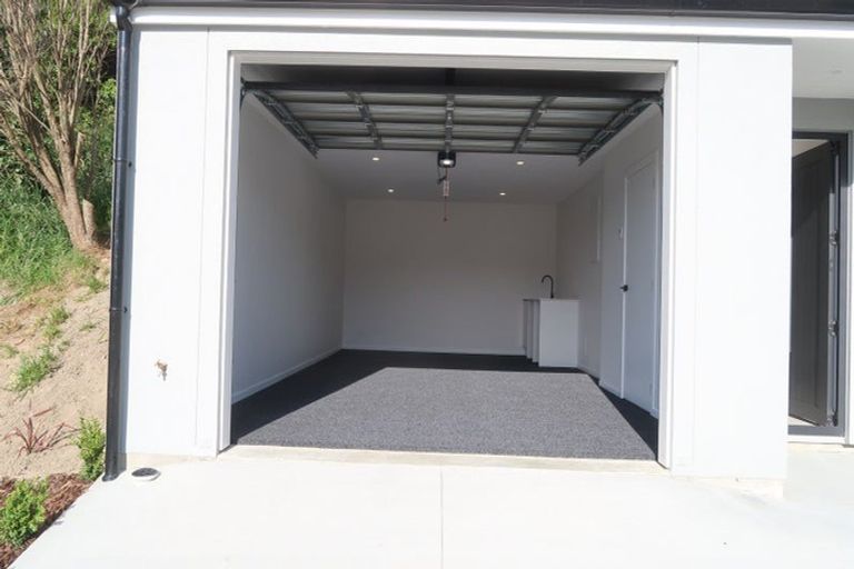 Photo of property in 47b Spyglass Lane, Whitby, Porirua, 5024