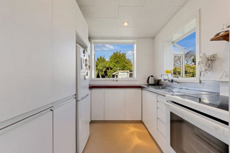 Photo of property in 25 Derrett Place, Saint Martins, Christchurch, 8022