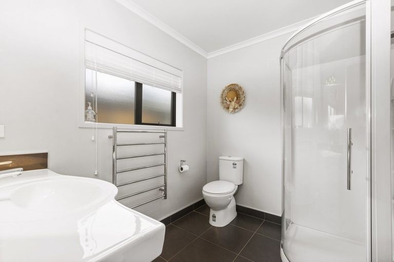 Photo of property in 54 Carroll Place, Owhata, Rotorua, 3010