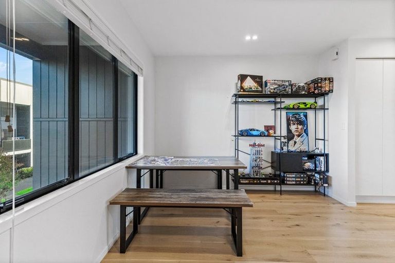 Photo of property in 86 Rangihina Road, Hobsonville, Auckland, 0616