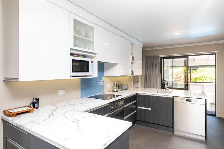 Photo of property in 38 Ngarimu Crescent, Taradale, Napier, 4112