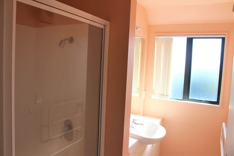 Photo of property in 74 Mandeville Street, Riccarton, Christchurch, 8011