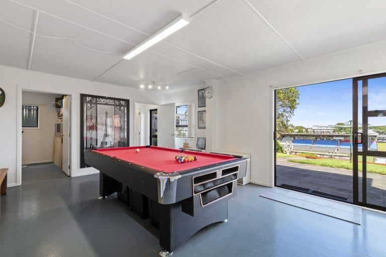 Photo of property in 16 Prospect Terrace, Pukekohe, 2120
