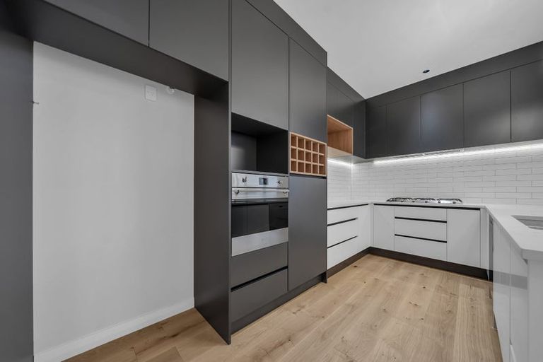 Photo of property in 5 Lawson Creek Street, Massey, Auckland, 0614