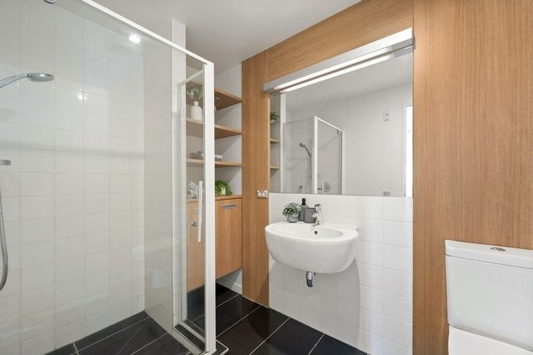 Photo of property in Republic2, 8f/11 Tennyson Street, Te Aro, Wellington, 6011