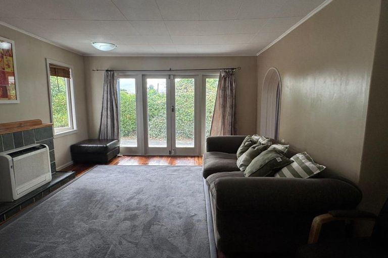 Photo of property in 1/1116 Outram Road, Akina, Hastings, 4122