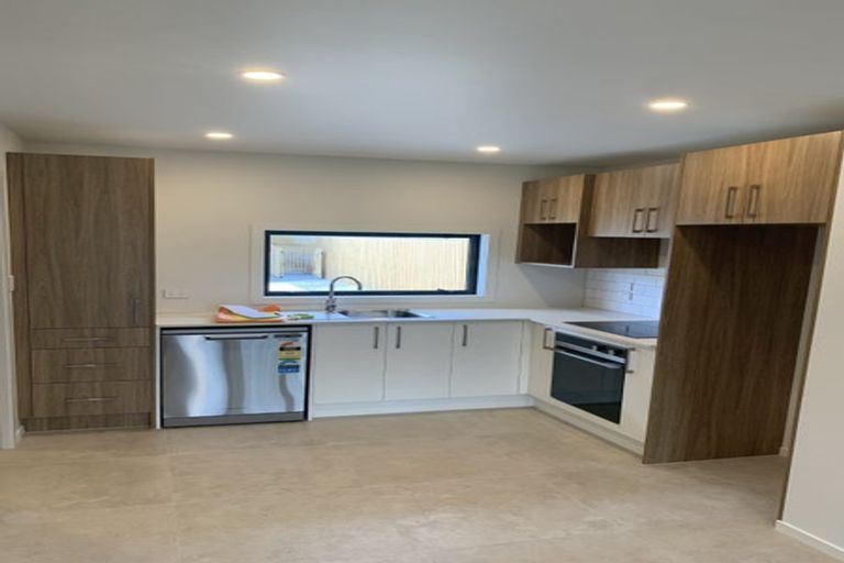 Photo of property in 3/20 Moor Avenue, Te Atatu Peninsula, Auckland, 0610