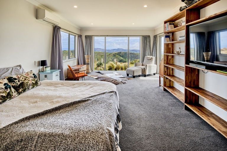 Photo of property in Long Gully, 380 Hawkins Hill Road, Brooklyn, Wellington, 6021