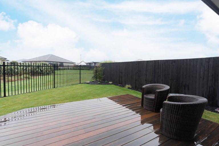 Photo of property in 5 Koreke Lane, Halswell, Christchurch, 8025