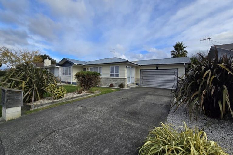 Photo of property in 41 James Foley Avenue, Pirimai, Napier, 4112