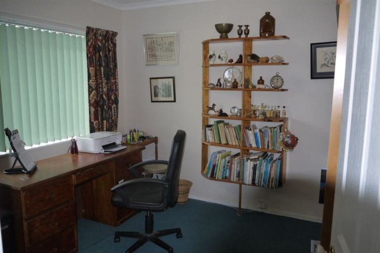 Photo of property in 7 Oakwood Place, Pukekohe, 2120