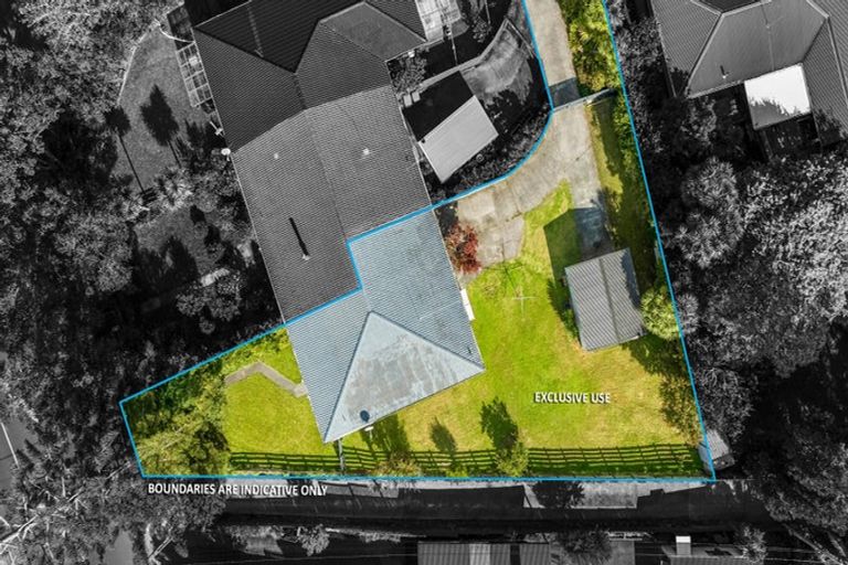 Photo of property in 70 Kaurilands Road, Titirangi, Auckland, 0604