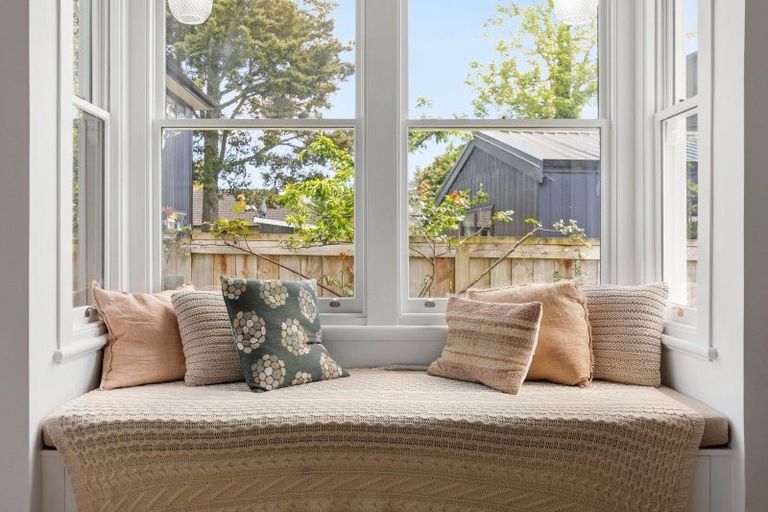 Photo of property in 16 Hamilton Road, Cambridge, 3434