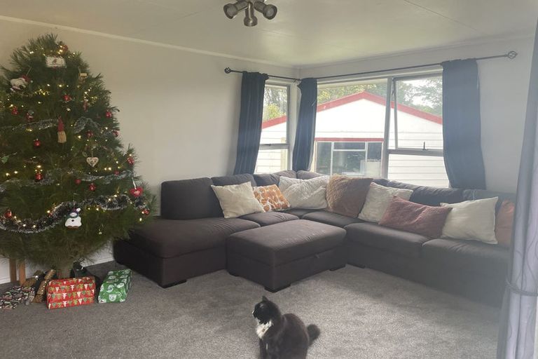 Photo of property in 1 Grant Place, Awapuni, Palmerston North, 4412