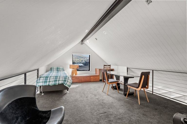 Photo of property in 12 Crow's Nest Road, Arthurs Point, Queenstown, 9371