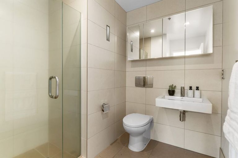 Photo of property in Maison Apartments, 104/16 Huron Street, Takapuna, Auckland, 0622