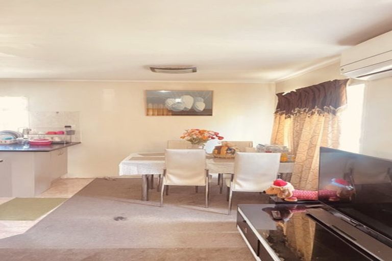 Photo of property in 19 Kakapo Place, Papatoetoe, Auckland, 2025