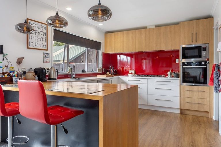 Photo of property in 12 Regent Avenue, Rangiora, 7400