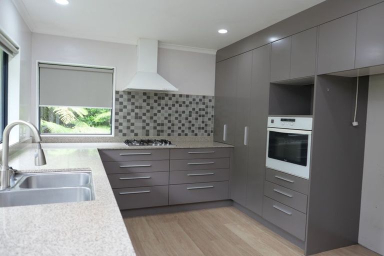 Photo of property in 7/5 Court Road, Tawa, Wellington, 5028