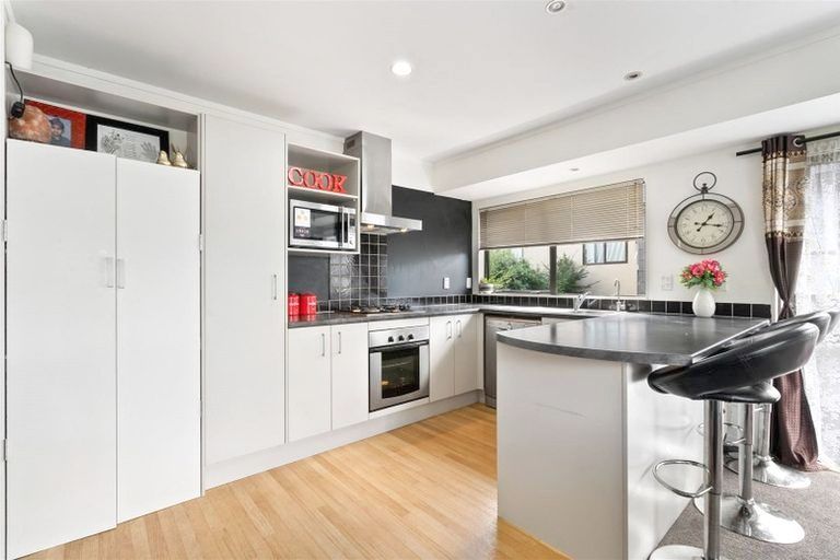 Photo of property in 74 Malaspina Place, Papatoetoe, Auckland, 2025
