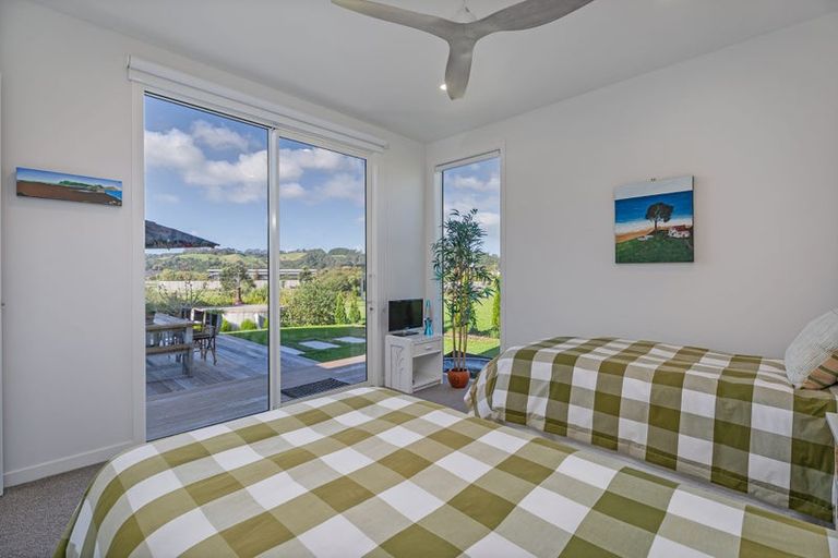 Photo of property in 5 Liberty Place, Cooks Beach, 3591