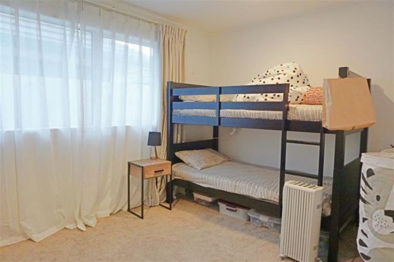 Photo of property in 8 Takahe Avenue, Takanini, 2112