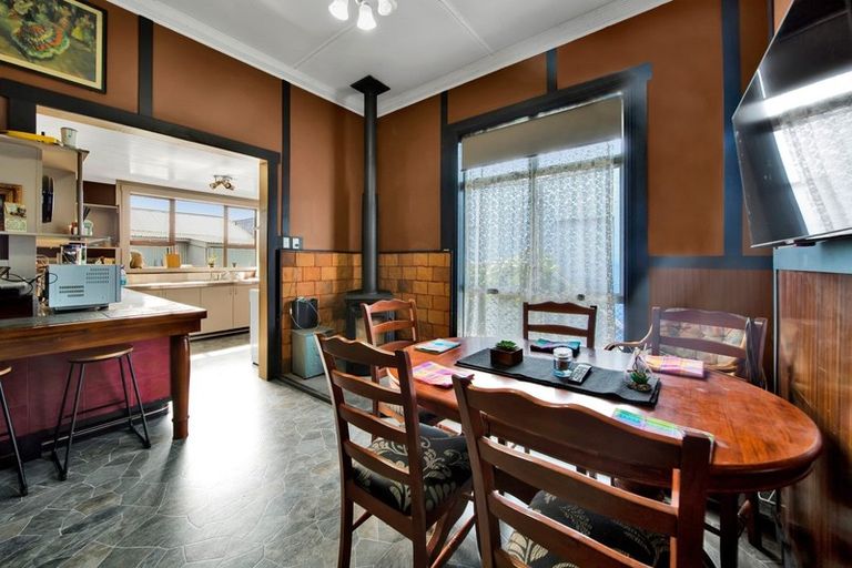 Photo of property in 142 Juliet Street, Stratford, 4332