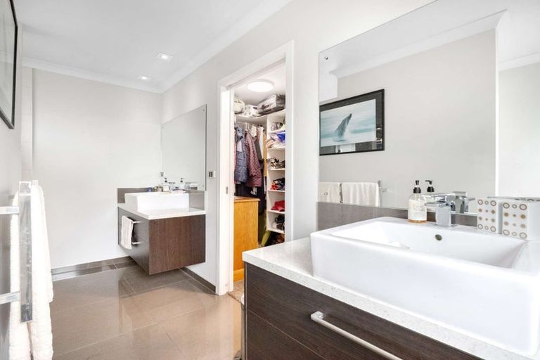 Photo of property in 1 Naomi Place, Cambridge, 3434