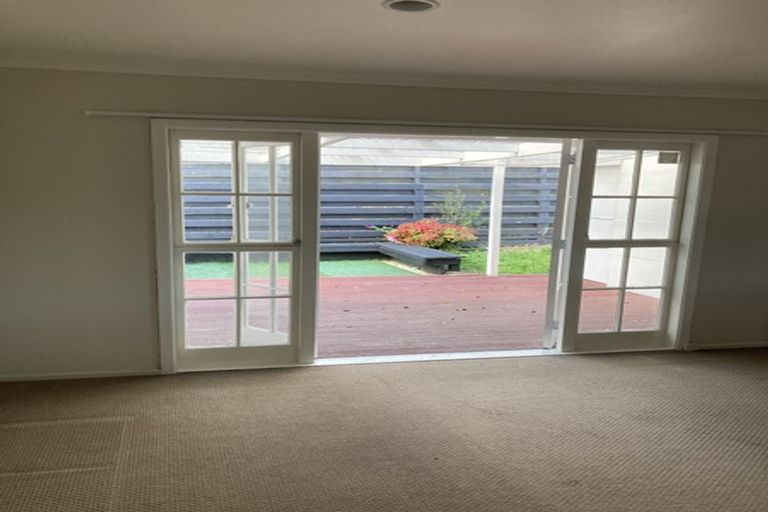 Photo of property in 23a Great South Road, Manurewa, Auckland, 2102