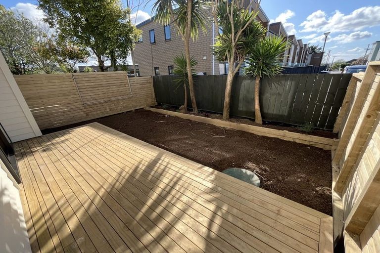 Photo of property in 6/25 Manse Road, Pahurehure, Papakura, 2113