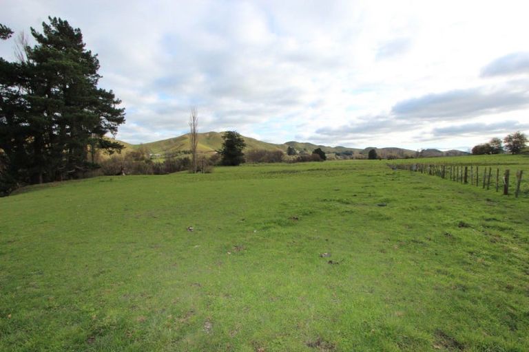 Photo of property in 171 Tikokino Road, Waipawa, 4273