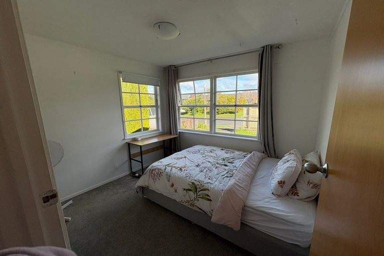 Photo of property in 4 Anich Road, Massey, Auckland, 0614