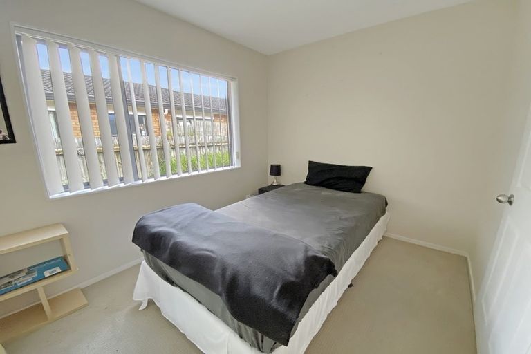 Photo of property in 26 Maadi Place, Papakura, 2110