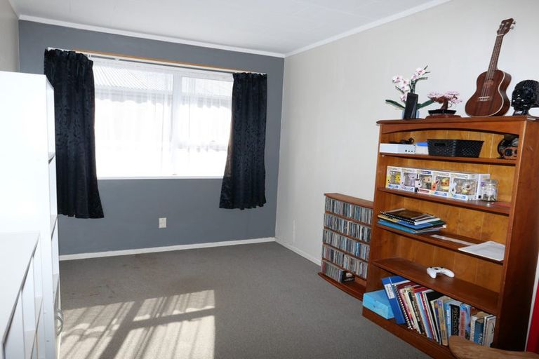 Photo of property in 16b Marere Avenue, Paraparaumu, 5032