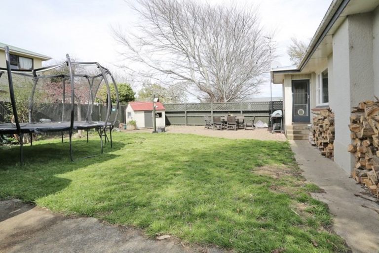 Photo of property in 27 Salford Street, Windsor, Invercargill, 9810